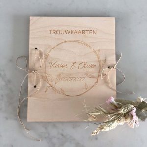 Bruiloft-Bewaarbundel trouwkaarten-Bewaarbundel trouwkaarten Cirkel met blaadjes 2-Studio Gravin