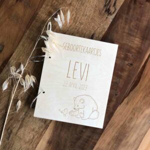 Baby & Kind-Bewaarbundels-Bewaarbundel geboortekaartjes Bosdiertjes Beer met naam-Studio Gravin