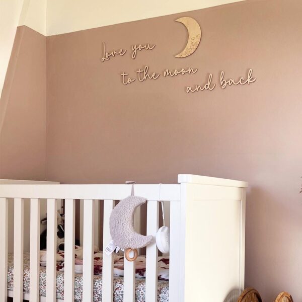 Baby & Kind-Houten namen en teksten-Houten tekst in kinderkamer Love you to the moon and back-Studio Gravin